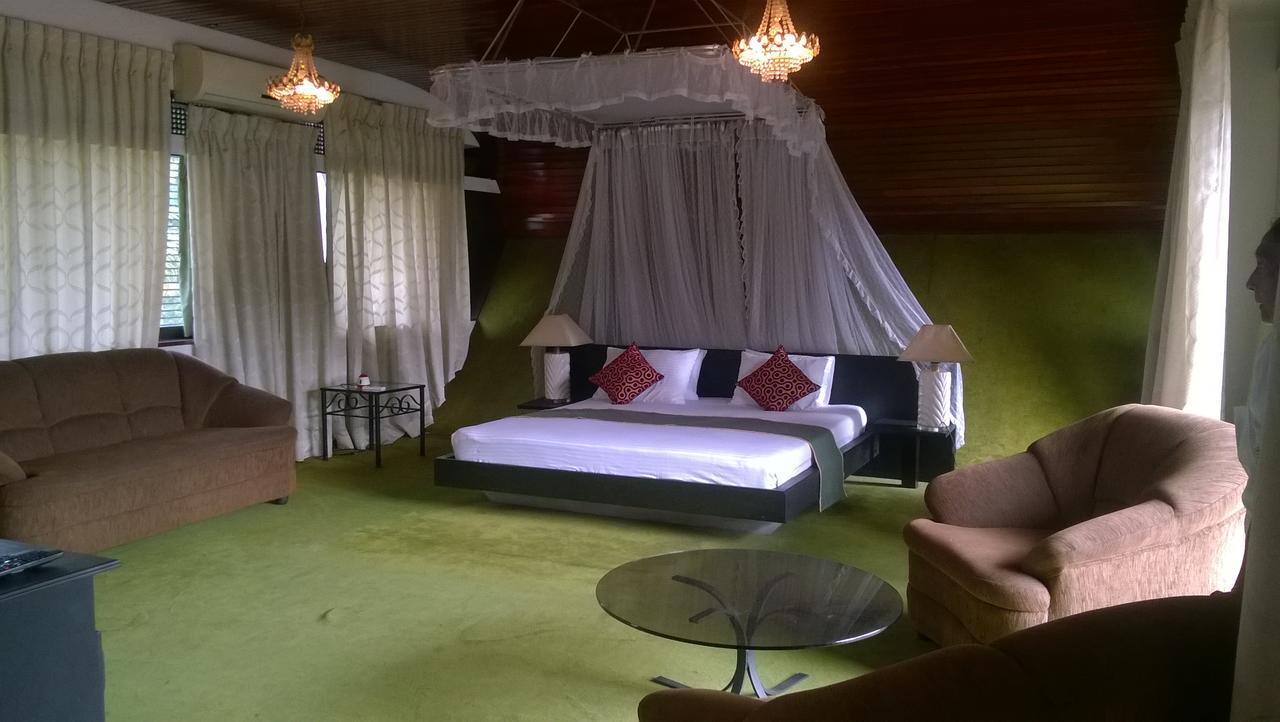 Nilani Hotel Ratnapura Luaran gambar
