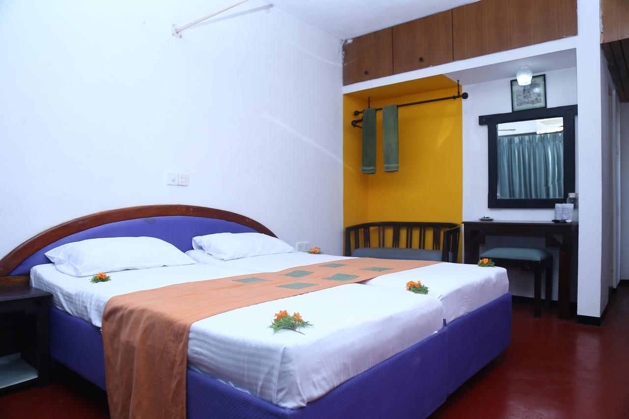 Nilani Hotel Ratnapura Luaran gambar